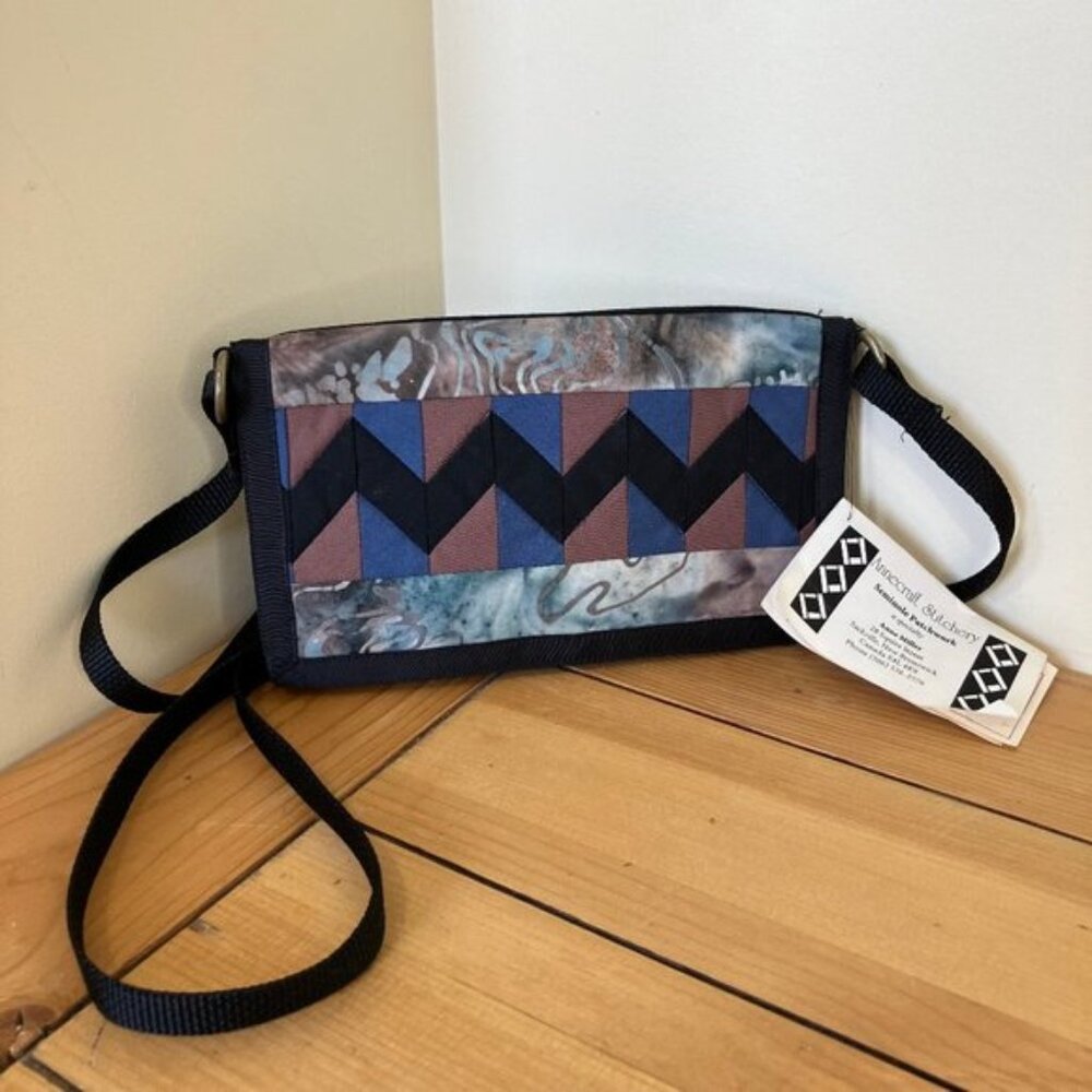 Annecraft Seminole Patchwork Fabric Compact Organizer Purse Made in Canada